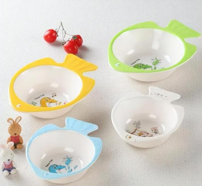 有多毒？重金属超标危害健康看你家有没有麻将胡了模拟器试玩遭曝光的“釉上彩碗”(图3)