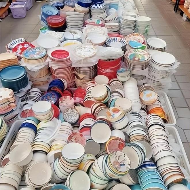 有多毒？重金属超标危害健康看你家有没有麻将胡了模拟器试玩遭曝光的“釉上彩碗”(图21)